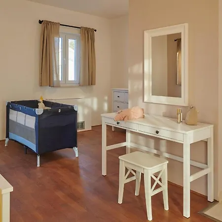4 Mala Holiday home *